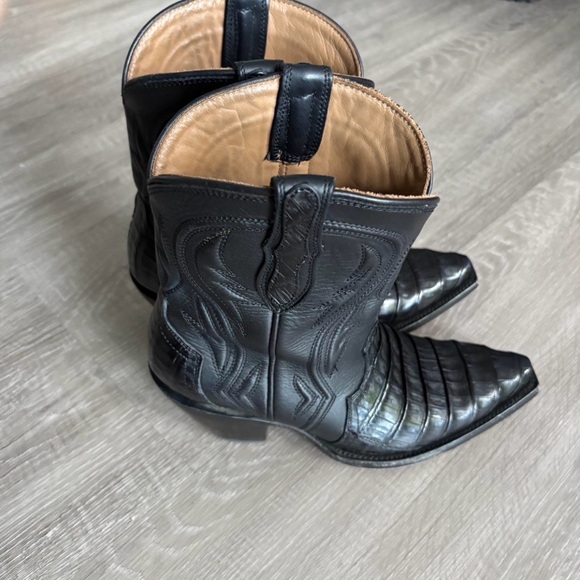 Rujo | The Anna Boot |Midnight Black | size 7 | 
Women’s cowboy boot - Picture 3 of 6